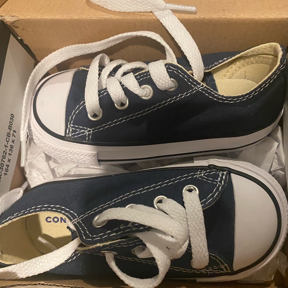 Navy blue toddler converse